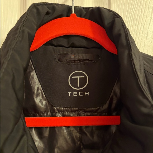 TUMI T-Tech Jacket Water Resistant Hidden Hood Jacket Size Medium Black - Picture 6 of 16